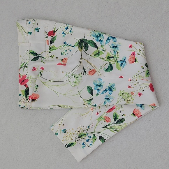 WORTHINGTON SLIM FIT Floral Print Off-White Pants NWOT - Picture 7 of 8